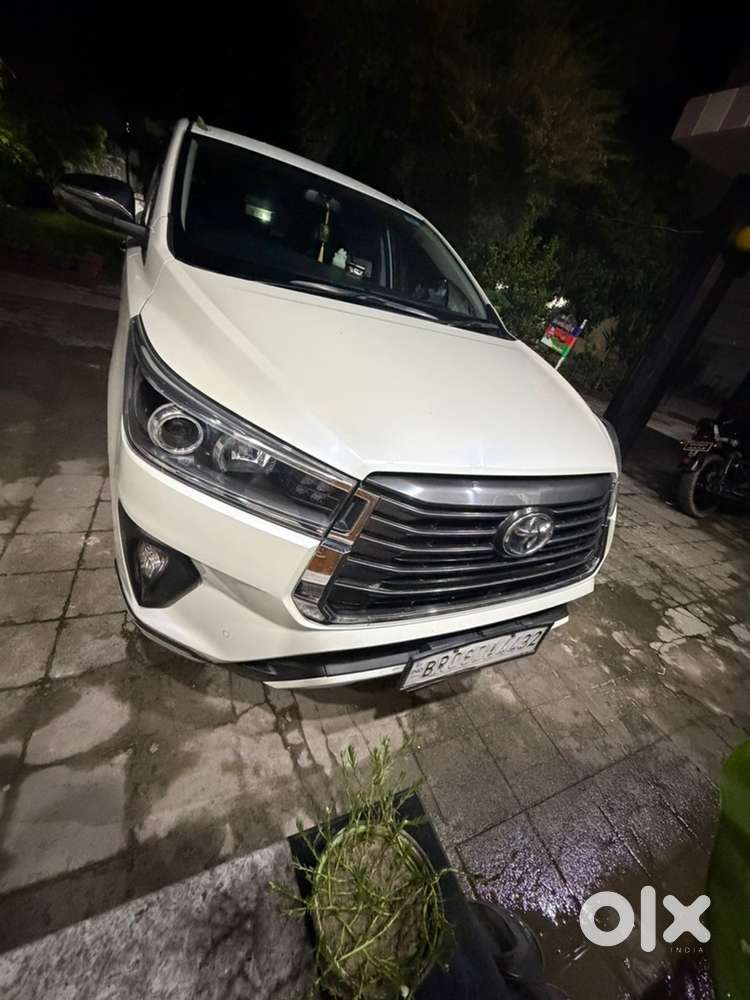 Toyota Innova Crysta 2023 Diesel Manual