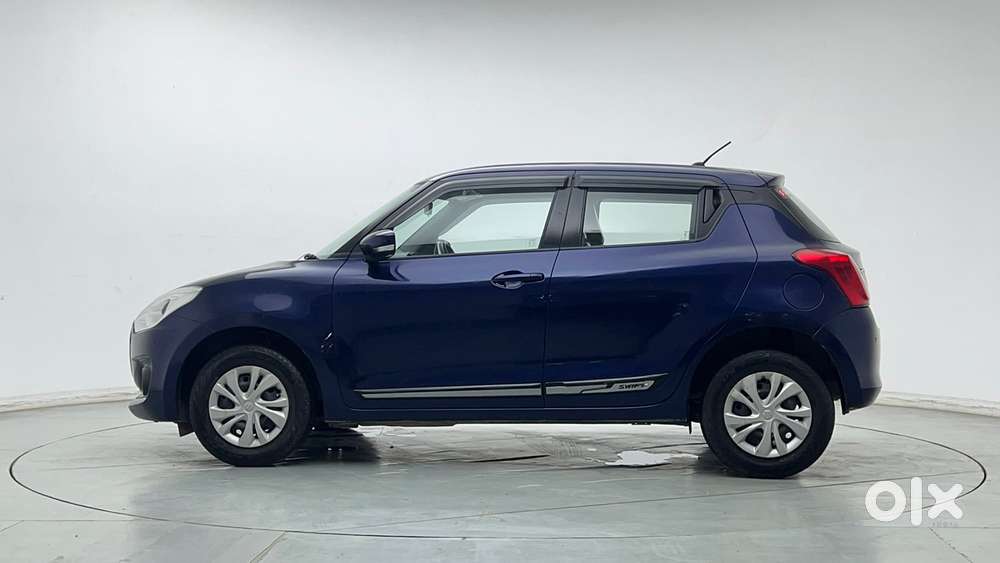 Maruti Suzuki Swift Vvt Vxi, 2022, Petrol