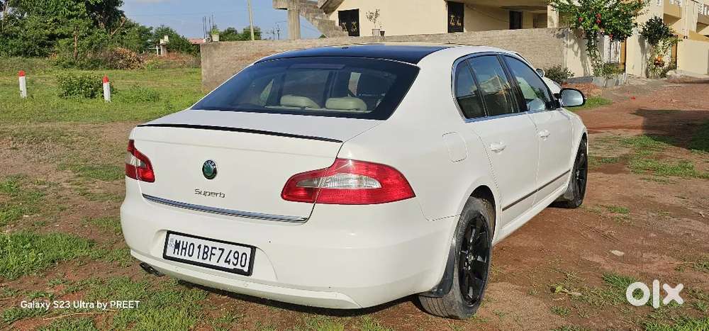 Skoda Superb Elegance 2012