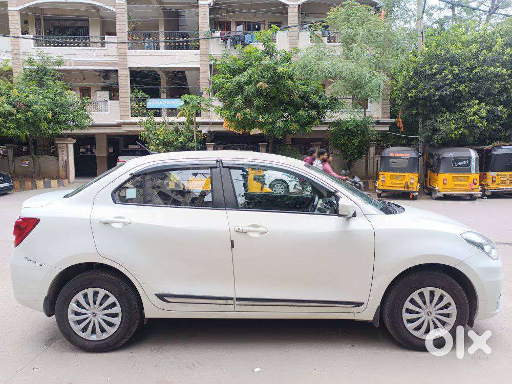 Maruti Suzuki Swift Dzire 1.2 Vxi Bsiv, 2023, Petrol