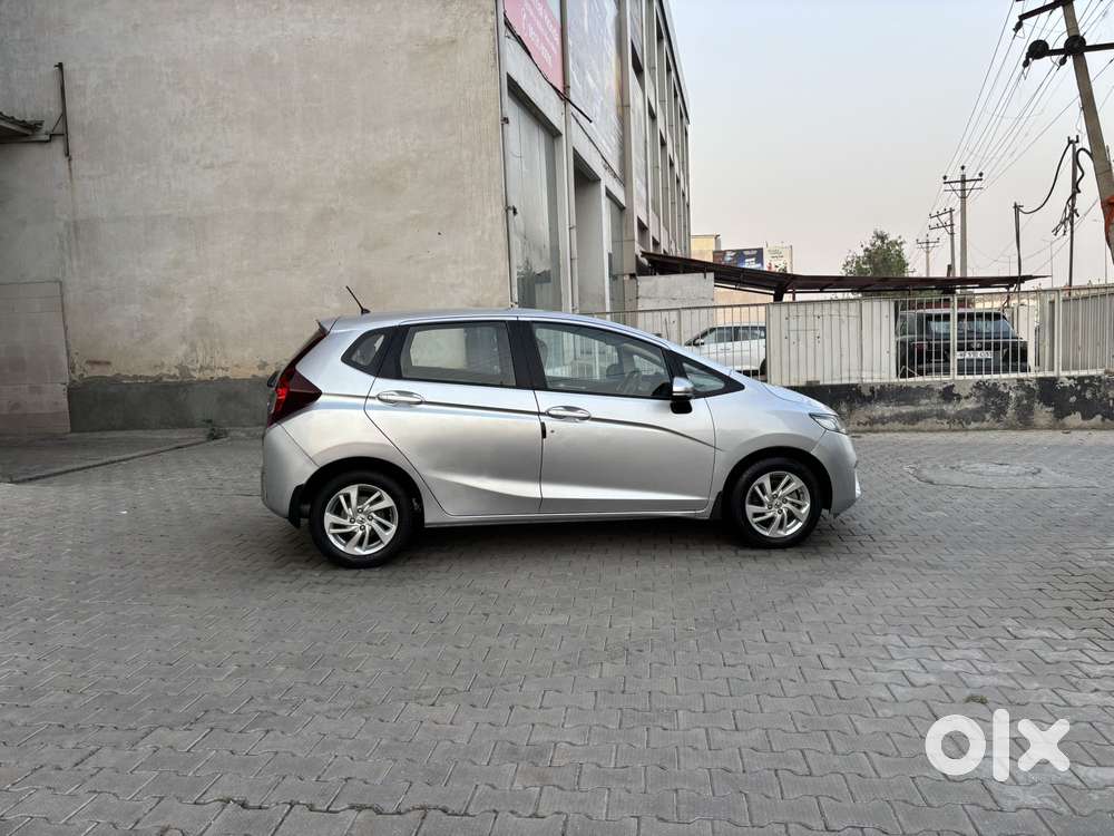 Honda Jazz 1.2 V I Vtec Privilege, 2017, Petrol