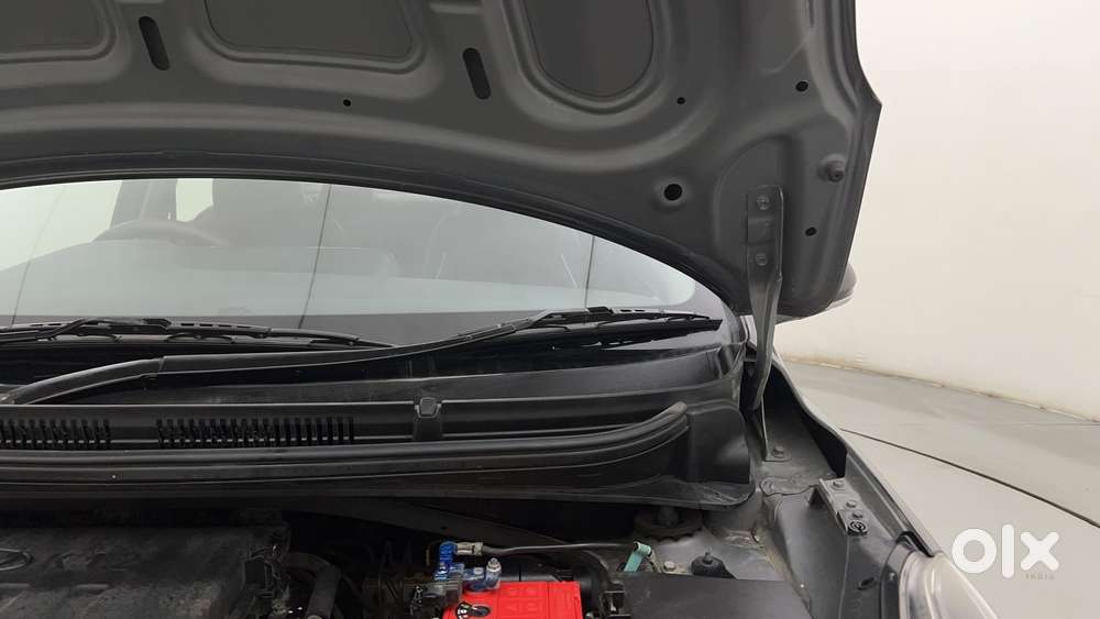 Hyundai Aura 1.2 Sx Cng, 2023, Cng & Hybrids