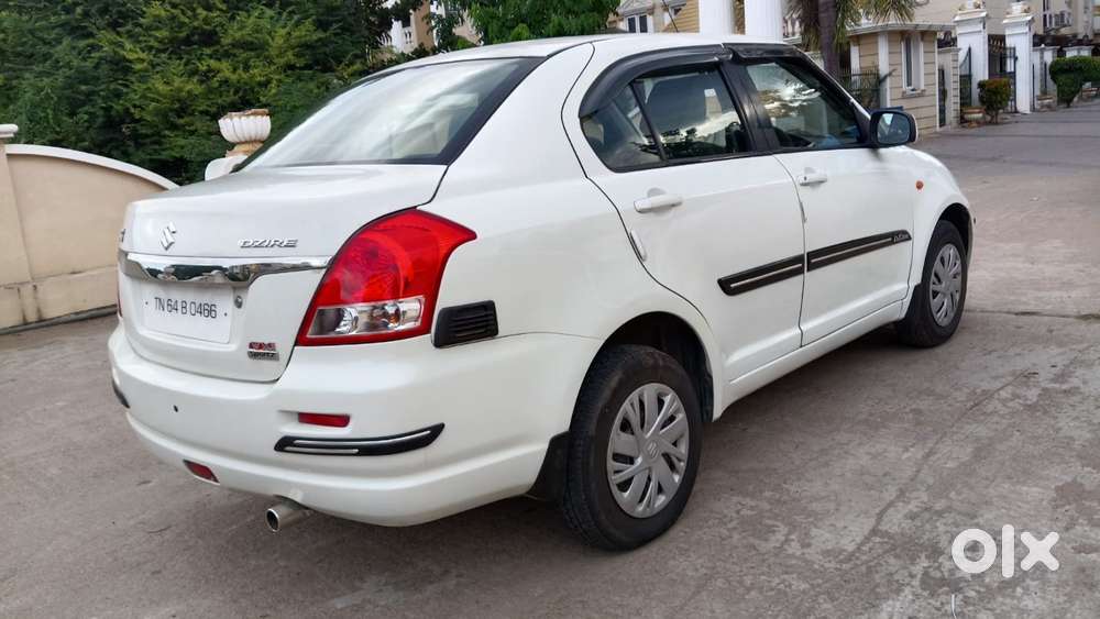 Maruti Suzuki Dzire 1.2 Vxi Amt, 2010, Petrol