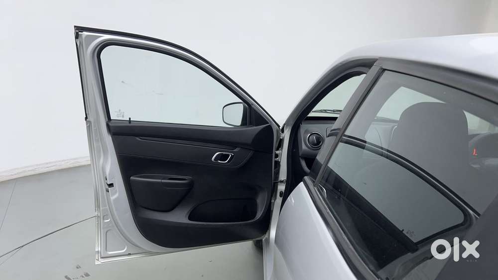 Renault Kwid 1.0 Rxt Sce Special (o), 2019, Petrol