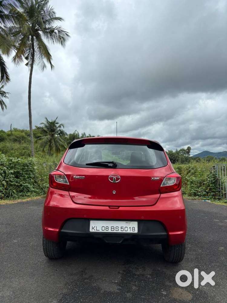 Tata Tiago 1.2 Revotron Xta, 2018, Petrol