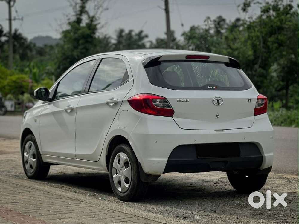 Tata Tiago 1.2 Revotron Xt (o), 2016, Petrol