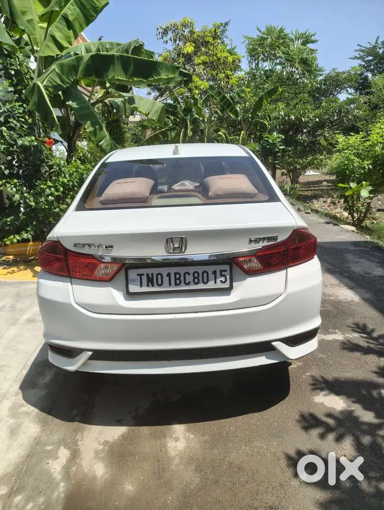 White Honda City