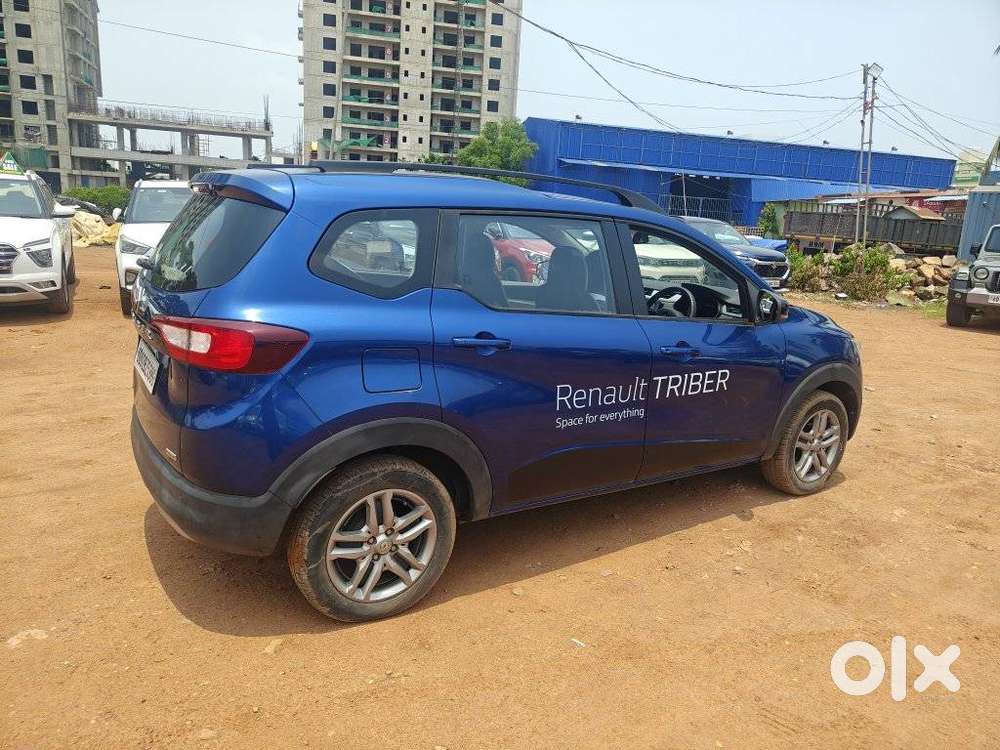 Renault Triber Rxz  Easy-r Amt Urban Night Limited Edition, 2022, Pe..