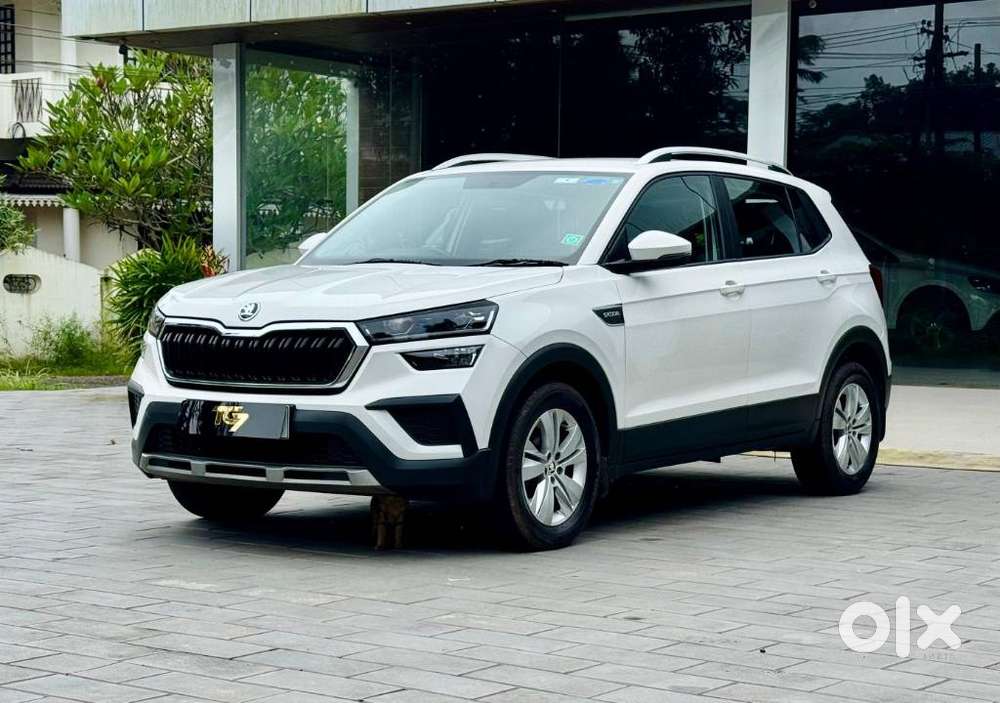 Skoda Kushaq 1.0 Tsi Ambition, 2023, Petrol