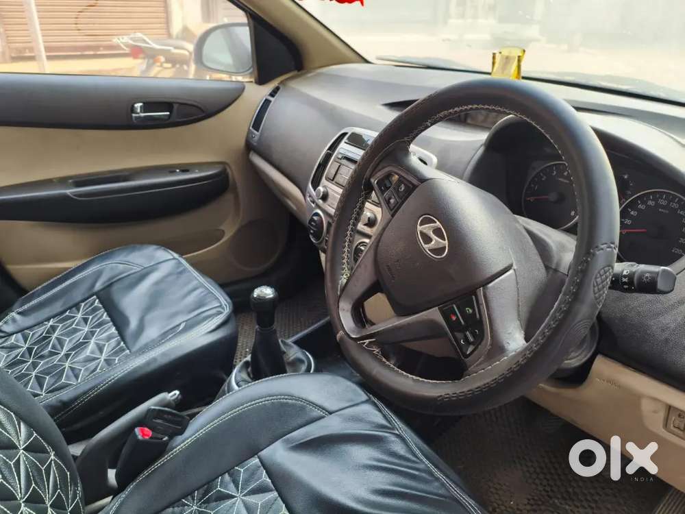Hyundai I20 Sportz 2014