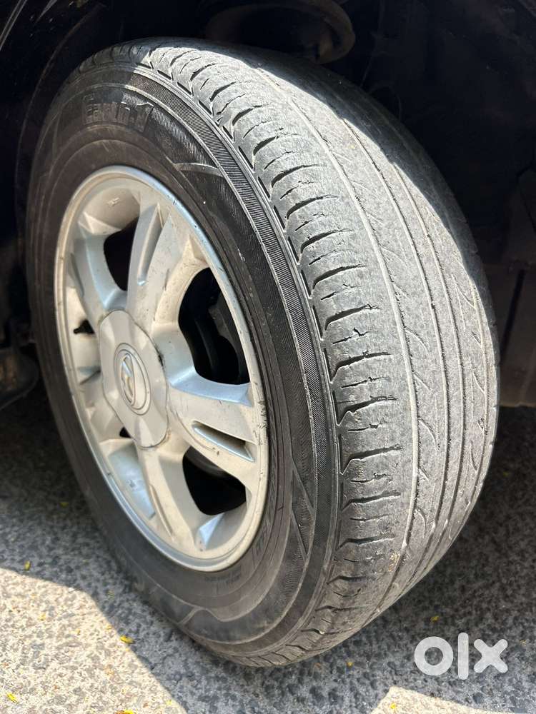 Hyundai I20 2009-2011 Asta, 2011, Petrol