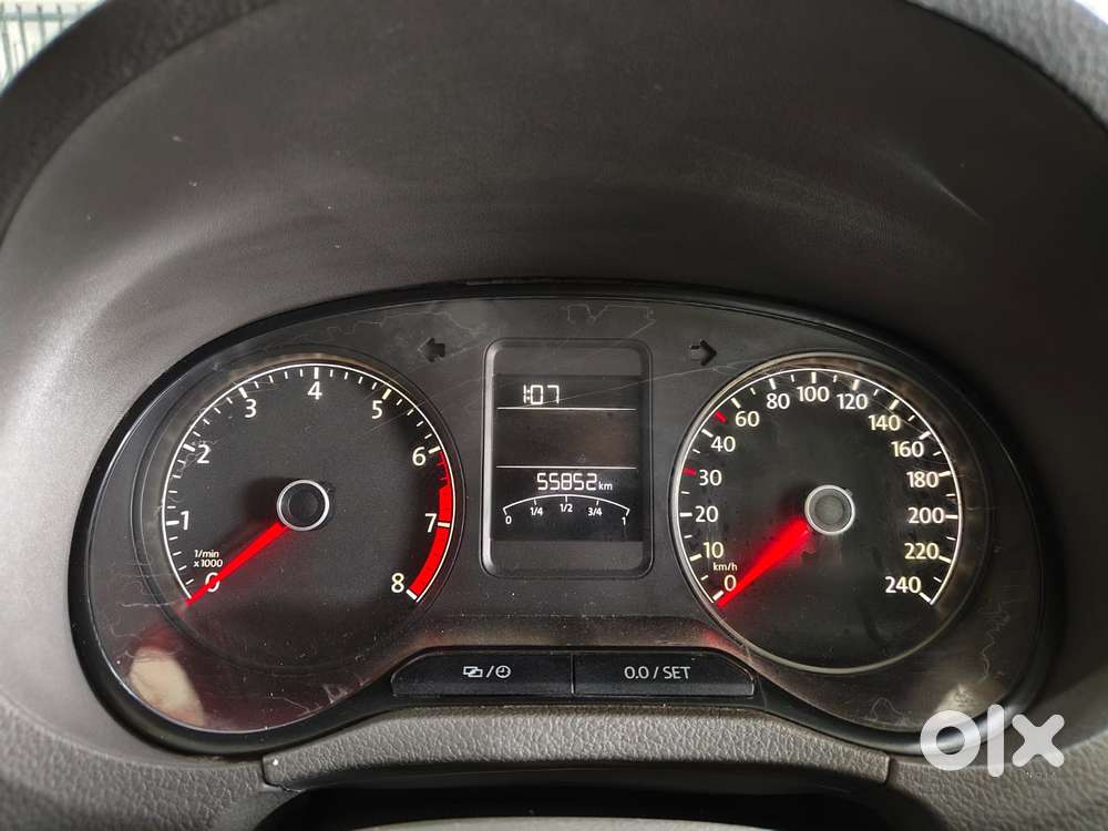 Volkswagen Vento 1.2 Tsi Highline At, 2016, Petrol