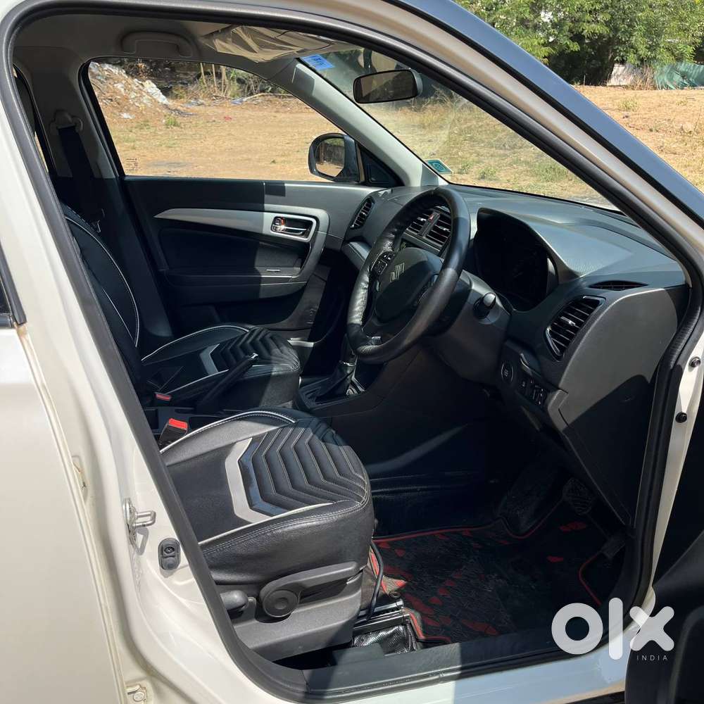 Maruti Suzuki Vitara Brezza 1.5 Zxi At, 2020, Petrol