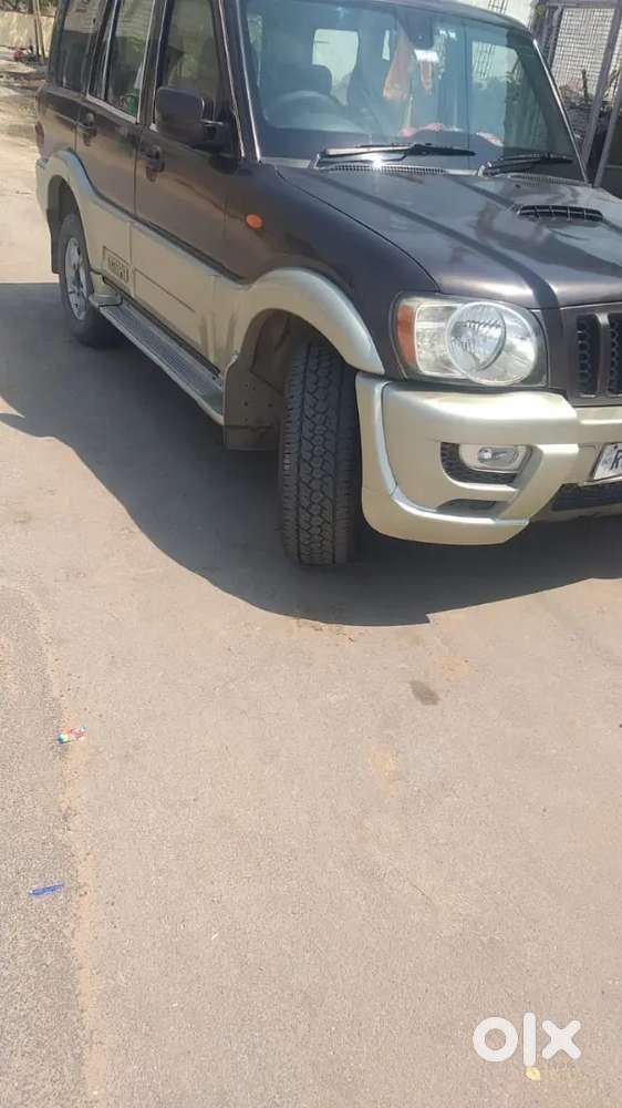 Mahindra Scorpio 2011 Diesel 200000 Km Driven