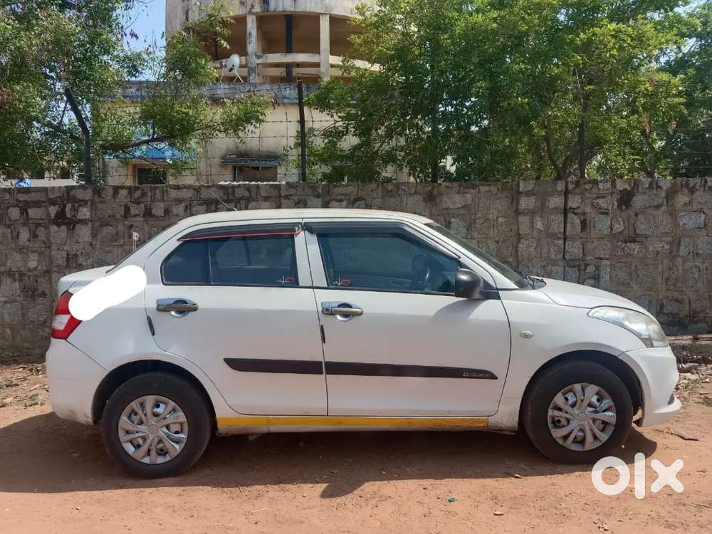 Maruti Suzuki Dzire 2023 Cng & Hybrids 81000 Km Driven