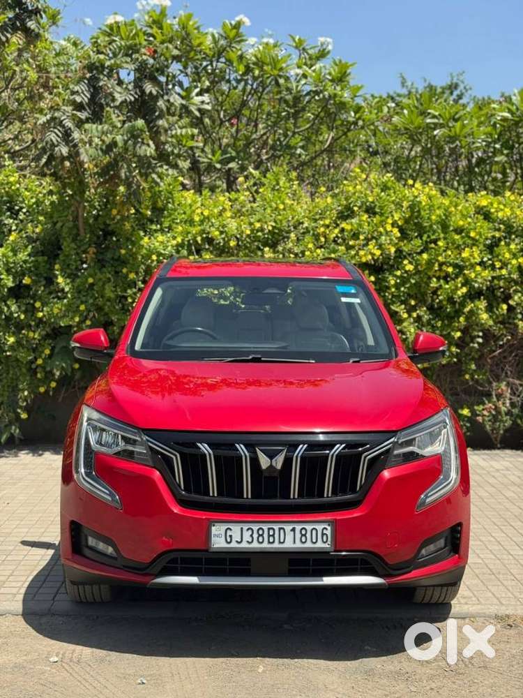 Mahindra Xuv700 2.0 Ax 7 Petrol At Str, 2022, Petrol