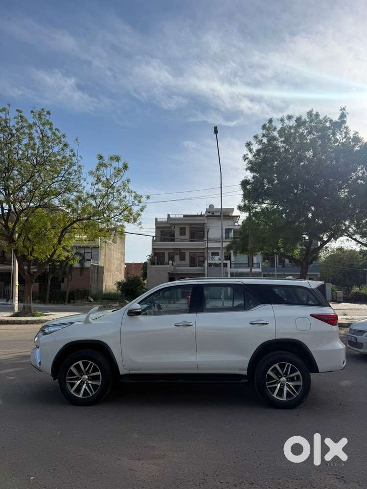 Toyota Fortuner 3.0 4x2 Automatic, 2016, Diesel