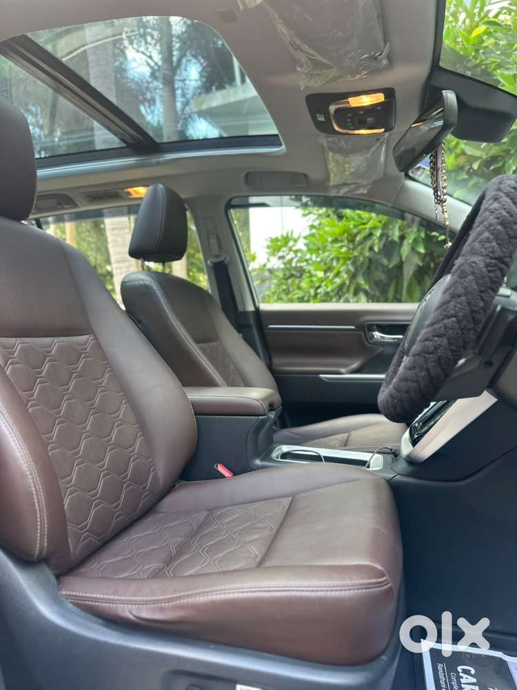 Toyota Innova Hycross 2.0 Zx (o) Hybrid 7 Str, 2023, Cng & Hybrids