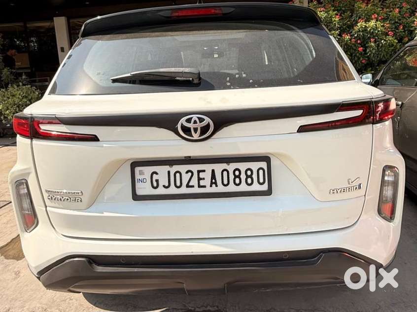 Toyota Urban Cruiser Hyryder 1.5 V Hybrid, 2025, Petrol