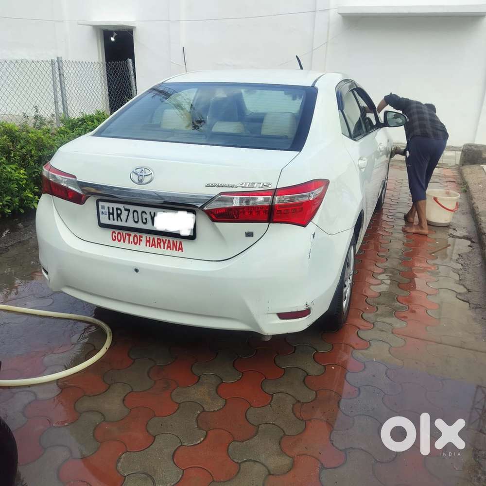 Toyota Corolla Altis 2016 Petrol Ias Office Driven