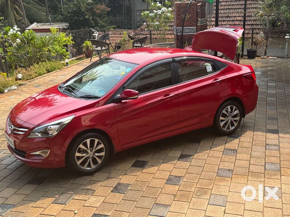 Hyundai Verna Fluid 1.6 Manual Vtvt Sx