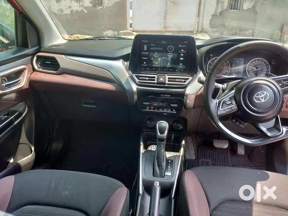 Toyota Urban Cruiser Taisor V 1.0 Petrol At, 2024, Petrol