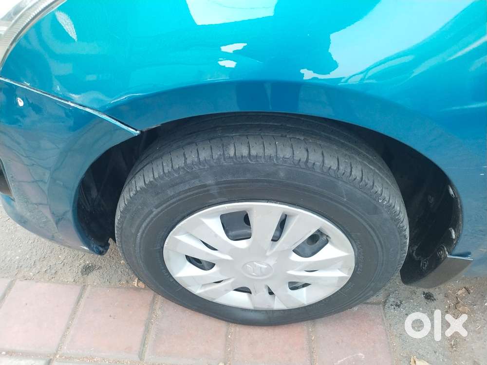 Maruti Suzuki Swift Dzire Vxi Optional, 2013, Petrol