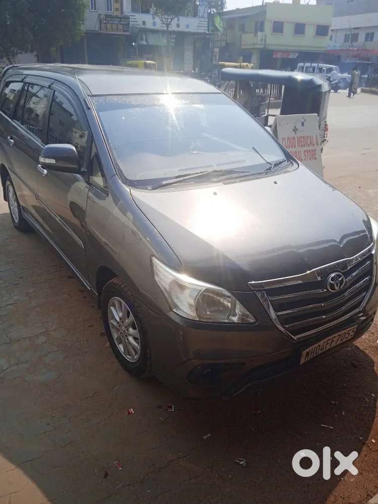 Toyota Innova 2012 Diesel Well Maintained