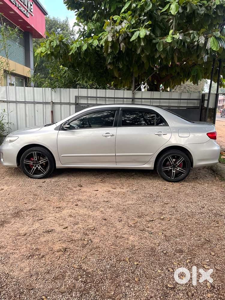 Toyota Corolla Altis 2013 Diesel Well Maintained