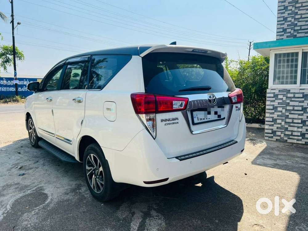Toyota Innova Crysta 2.4 G Mt, 2024, Diesel