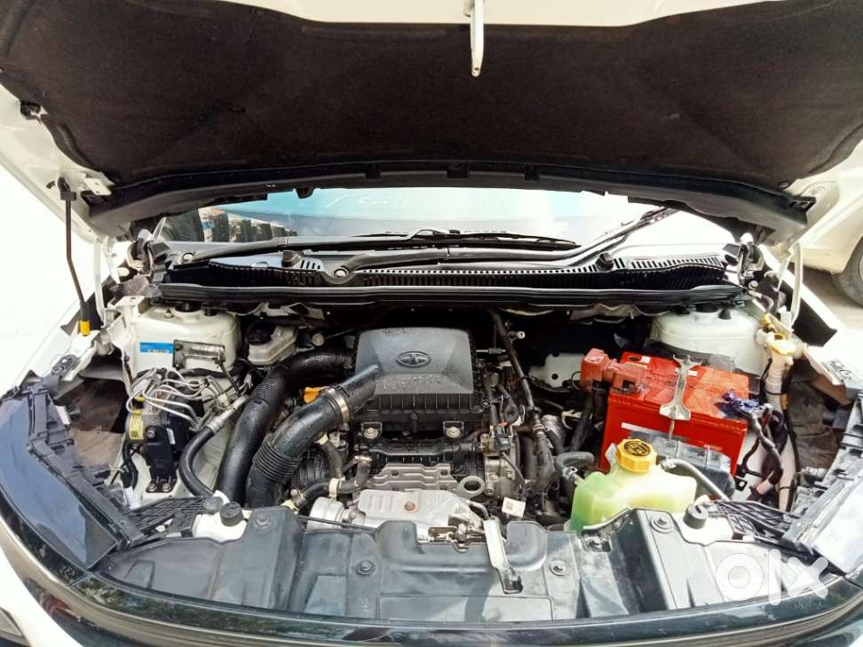 Tata Nexon Creative Plus 1.2 Revotron Petrol 6 Amt, 2023, Petrol