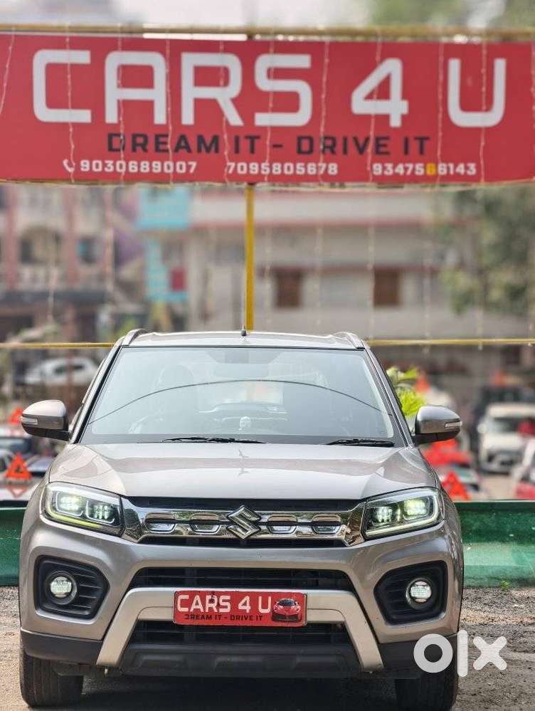 Maruti Suzuki Vitara Brezza Zxi + Mt Dual Tone, 2020, Petrol