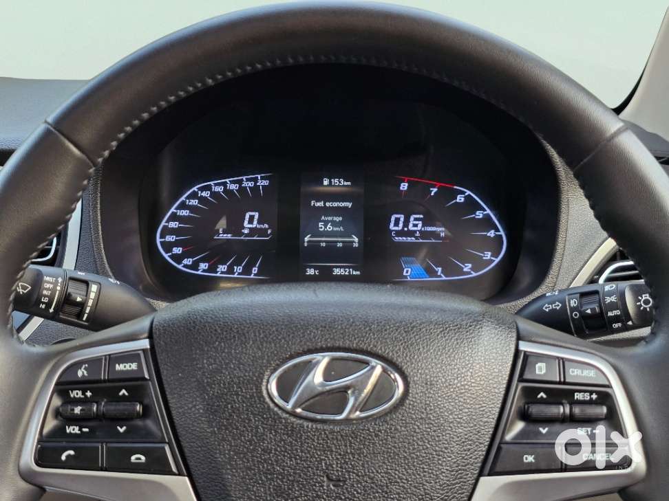 Hyundai Verna 1.5 Sx Petrol Mt, 2022, Petrol