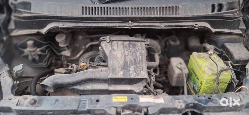 Maruti Suzuki Ritz Lxi, 2011, Petrol