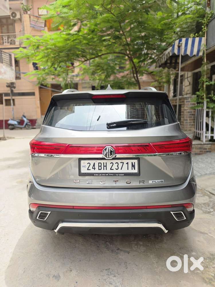 Mg Hector Plus 2024