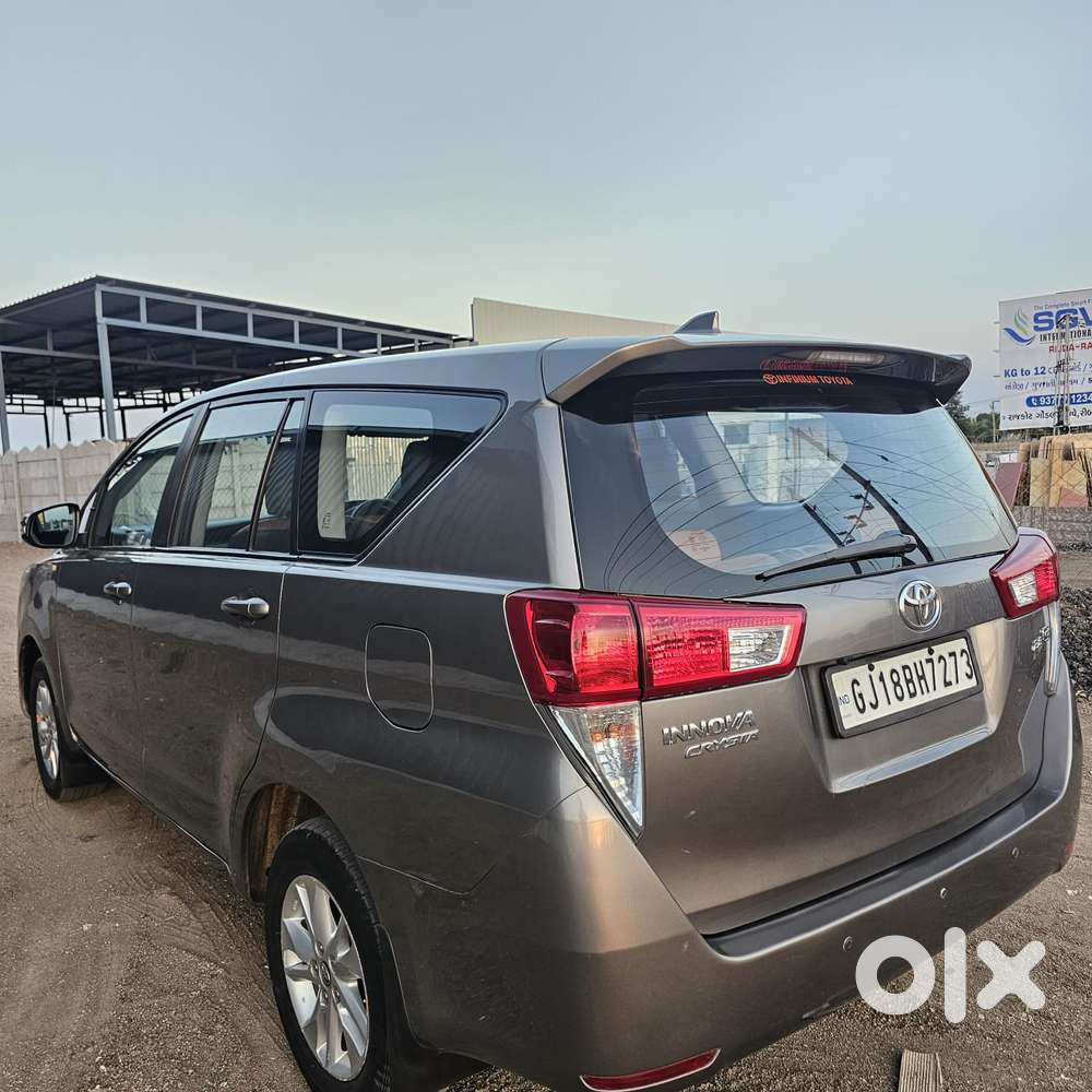 Toyota Innova Crysta 2.8 Gx At 7 Str, 2017, Diesel