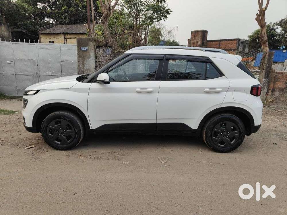 Hyundai Venue Sx, 2024, Petrol