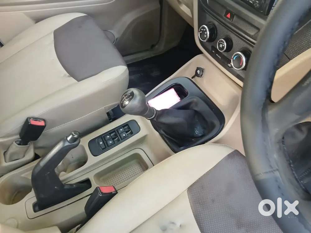 Mahindra Bolero N4