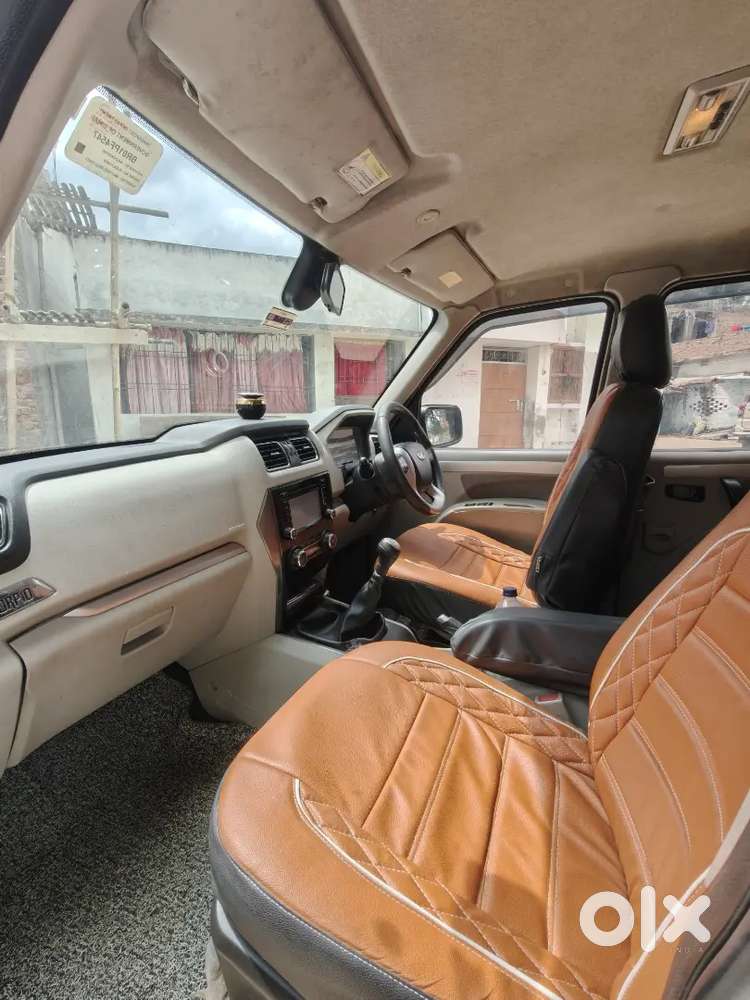 Mahindra Scorpio S10 Diesel 2015