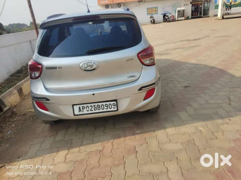 Hyundai Grand I10 2015 Diesel Car