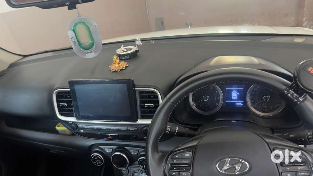 Hyundai Venue Petrol 2019