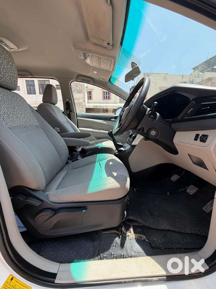 Mahindra Marazzo M2 8str, 2022, Diesel