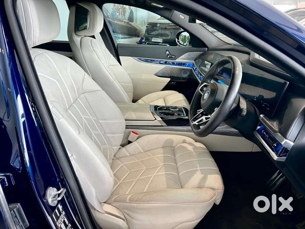 Bmw 7 Series 740i M Sport Petrol Automatic, 2023, Petrol