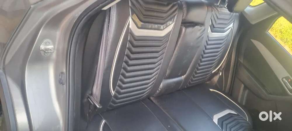 Top Model Maruti Brezza Zxi+ Dec 2020 1st Owner Push Button Start