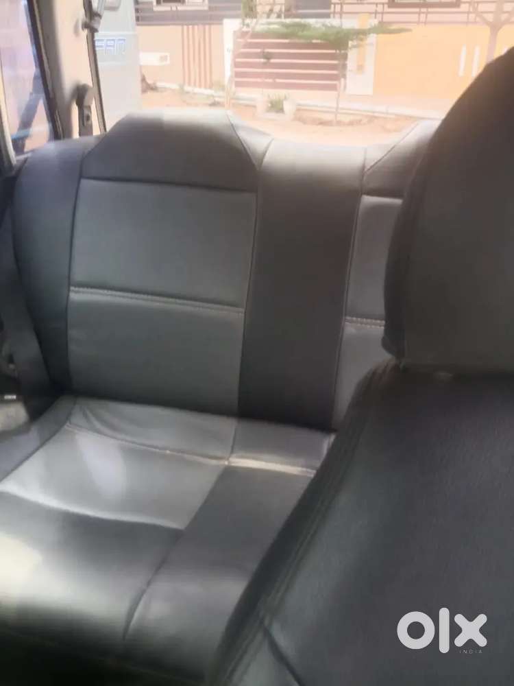 Maruti Suzuki 800 2010