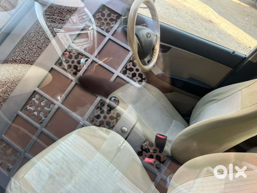 Hyundai Eon Magna 2013 Petrol