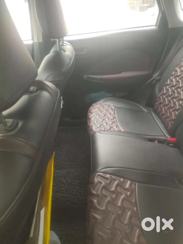 Maruti Suzuki Fronx 2025 Petrol 27000 Km Driven