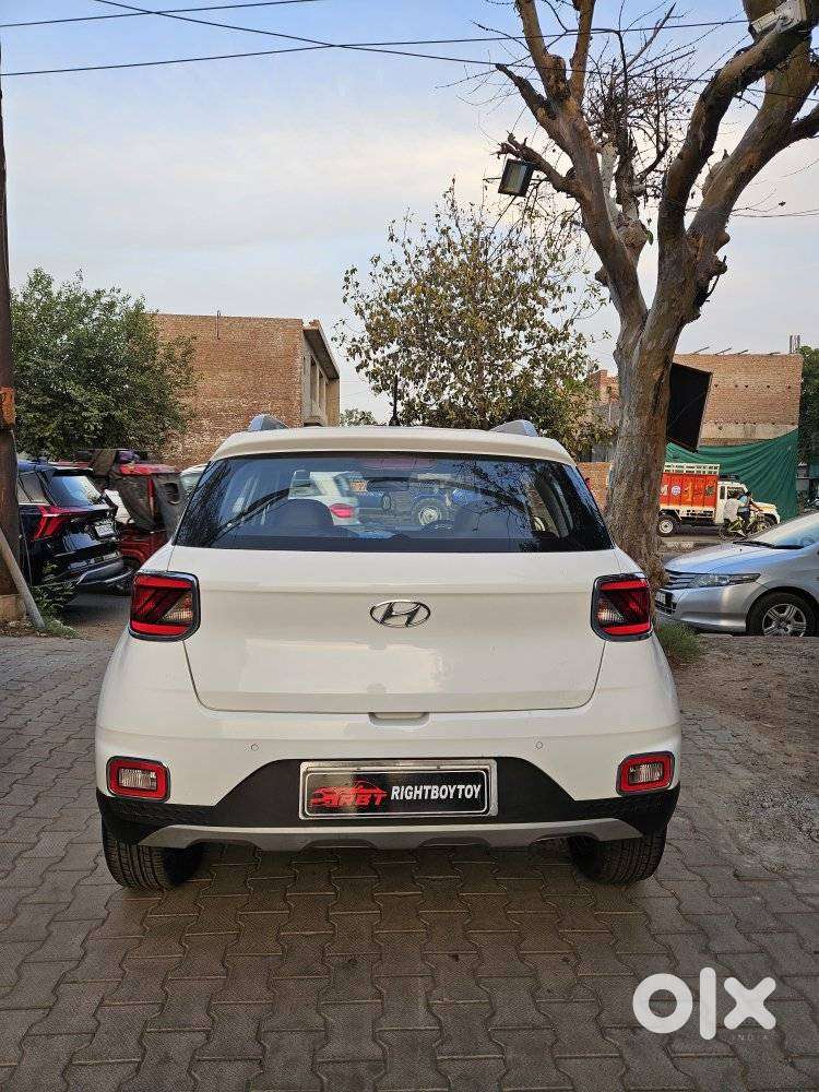 Hyundai Venue S Diesel, 2019, Diesel