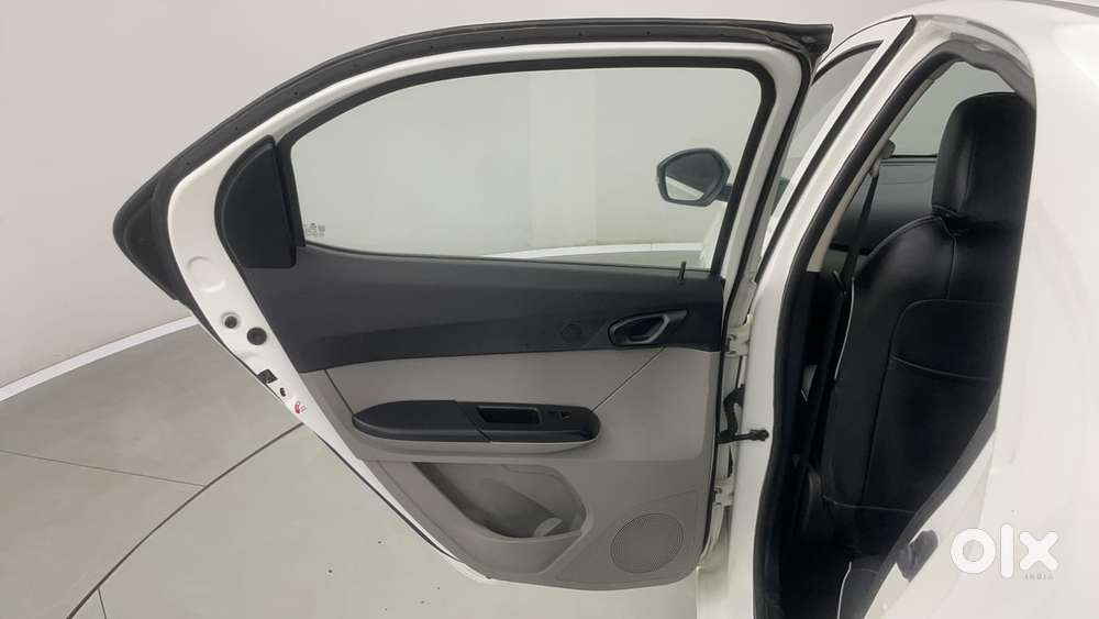Tata Tiago 1.2 Revotron Xz Wo Alloy, 2019, Petrol