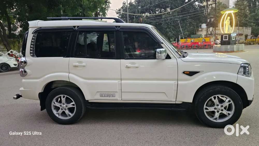 Mahindra Scorpio S10, 2017, Diesel